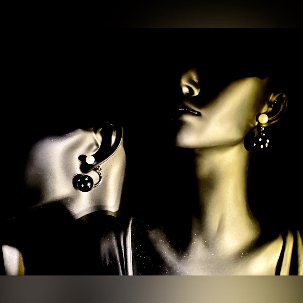Tribal Handmade Yayoi Kusama Black White Polka Dots Pearl Ball-Shaped Earrings